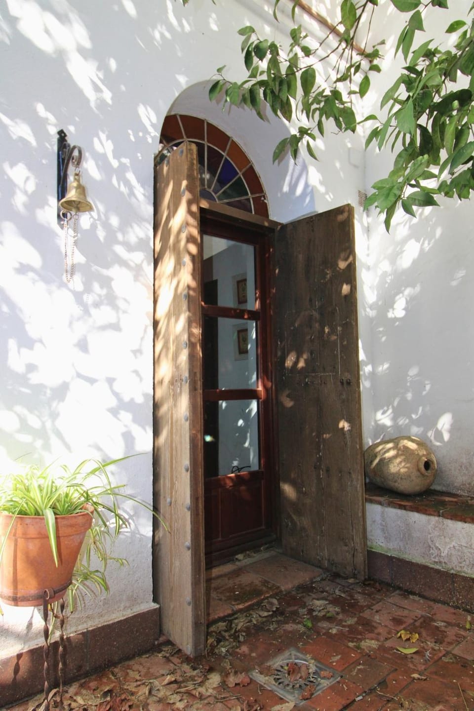 Facade/entrance, Garden