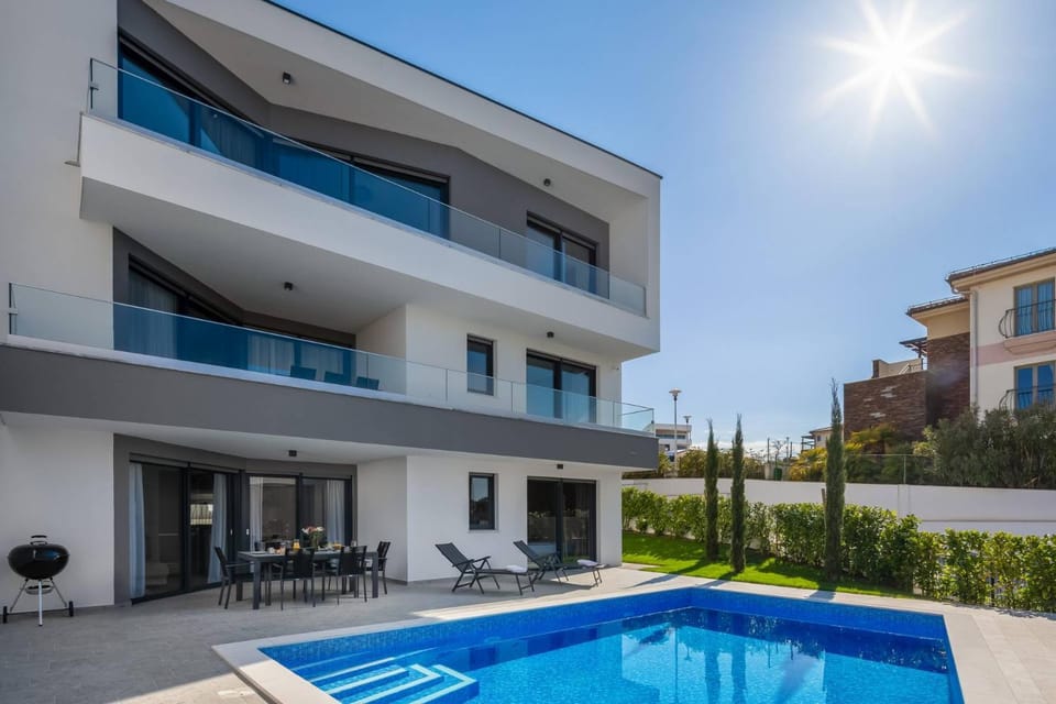 HADRIE LUXURY RESORT AND VILAS Rova Apartment in Primorje-Gorski Kotar County
