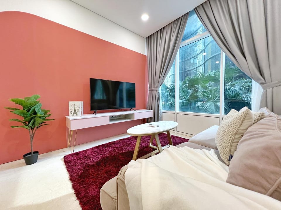 Sky Suites Blush 3BR Suite at KLCC Apartment in Federal Territory of Kuala Lumpur