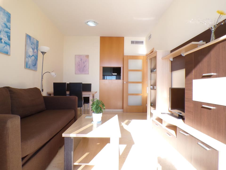 TV and multimedia, Living room, air conditioner