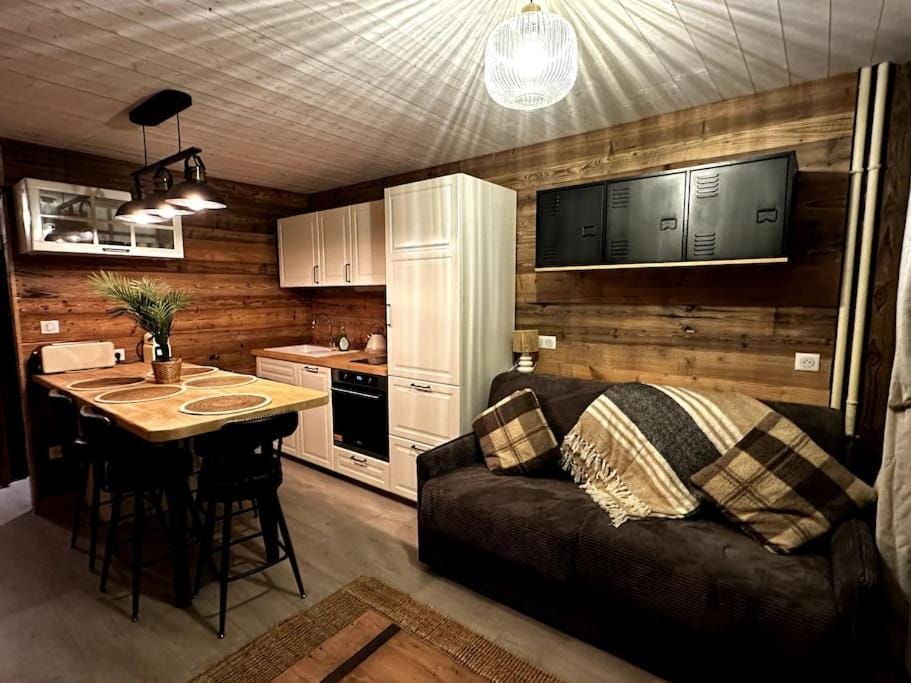 Les Marmottes Appartement Charme Apartment in Aragon