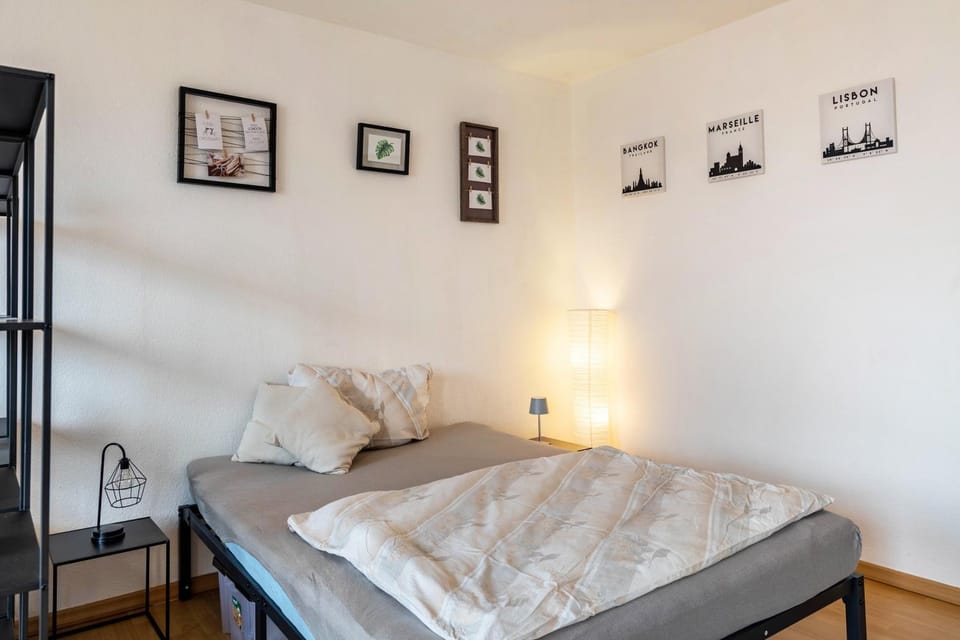 Living room, Bedroom