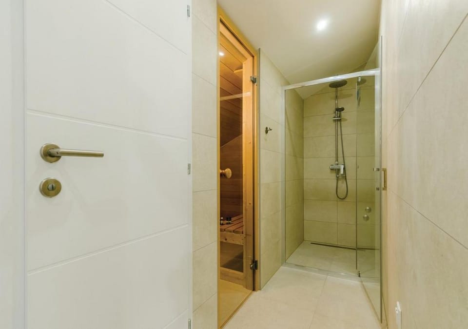 Shower, Toilet, Sauna, Bathroom