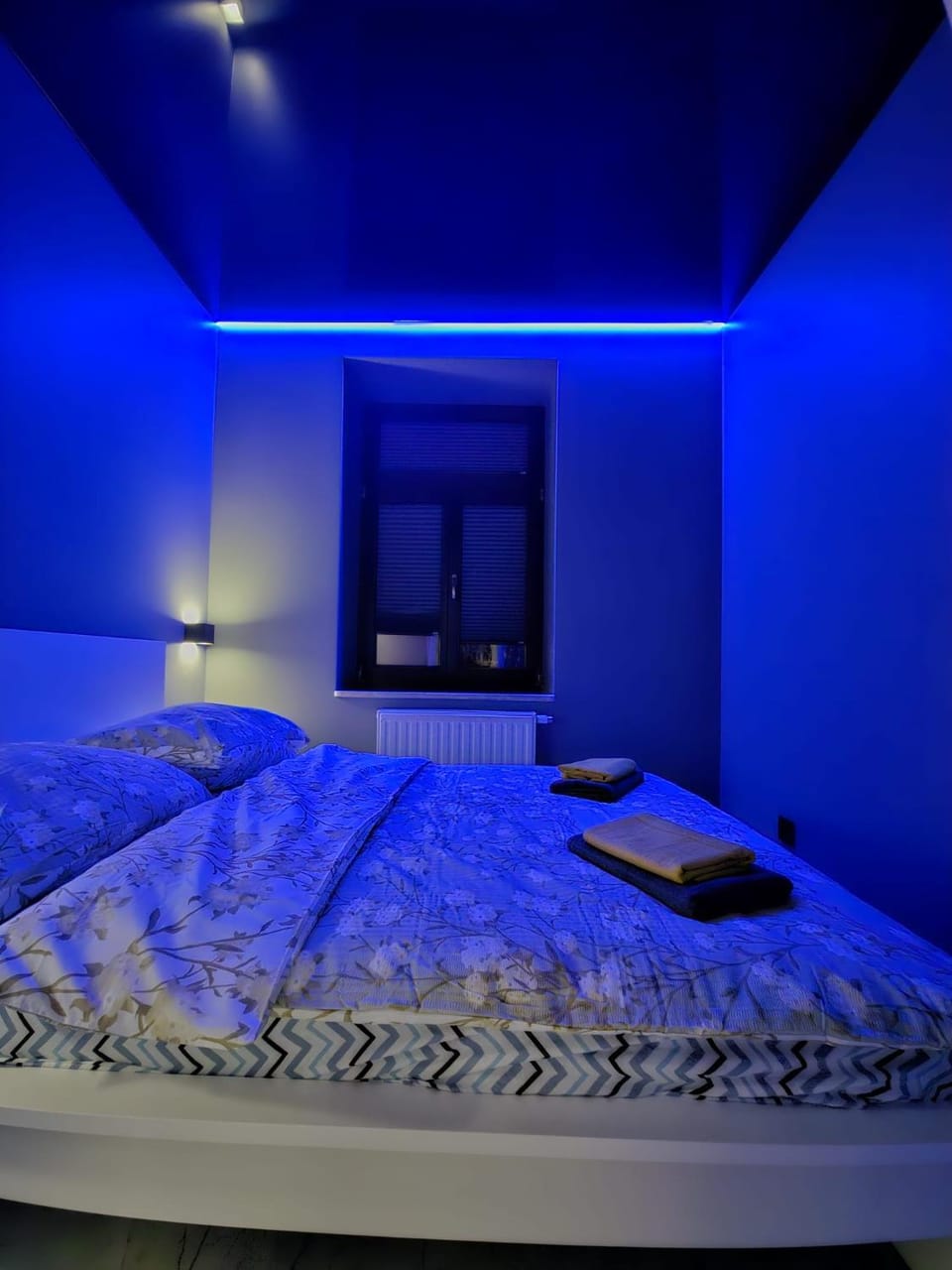 Apartament w Centrum z Jacuzzi, prywatny parking klimatyzacja 3 Apartment in Masovian Voivodeship