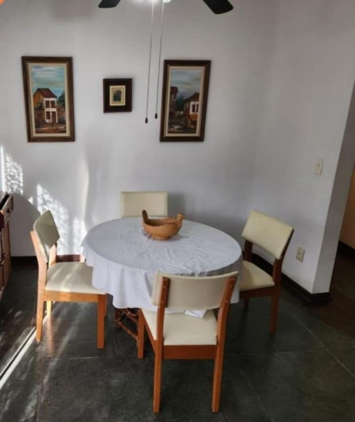 Pitangueiras prox Praia 10 pessoas ar condicionado Apartment in State of São Paulo
