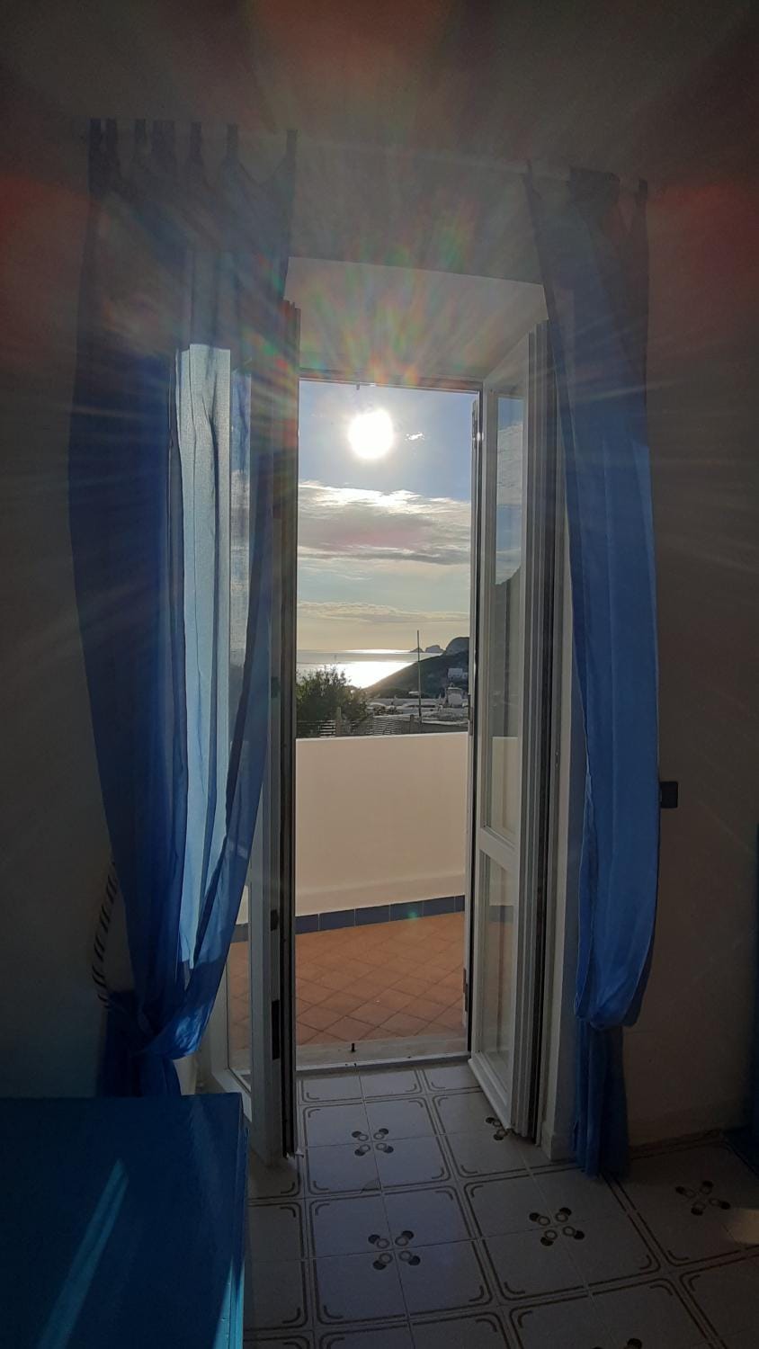 Villa Glicine Bed and Breakfast in Ponza