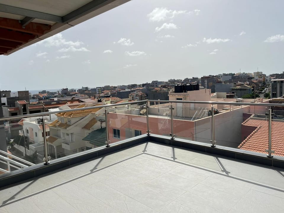 View (from property/room), Balcony/Terrace, City view