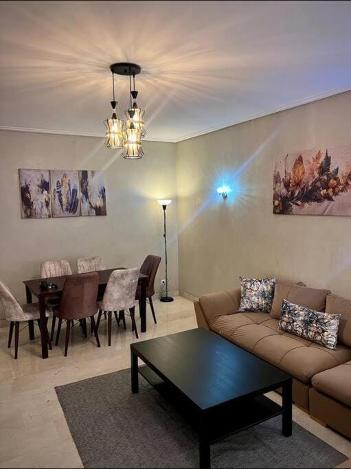 Elegant 2-Bedroom Apartment in Vibrant Maarif Apartment in Casablanca