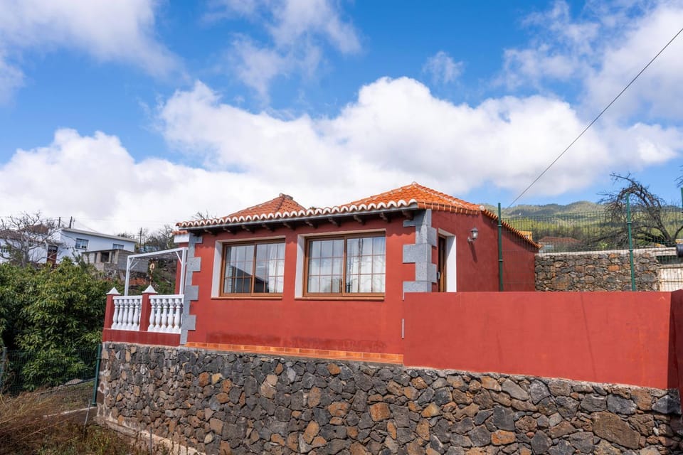 Property building, Natural landscape, Mountain view