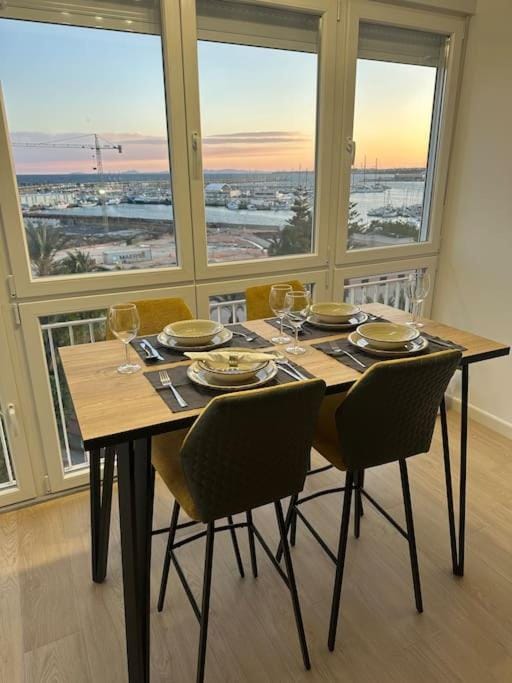 Dining area, Sea view