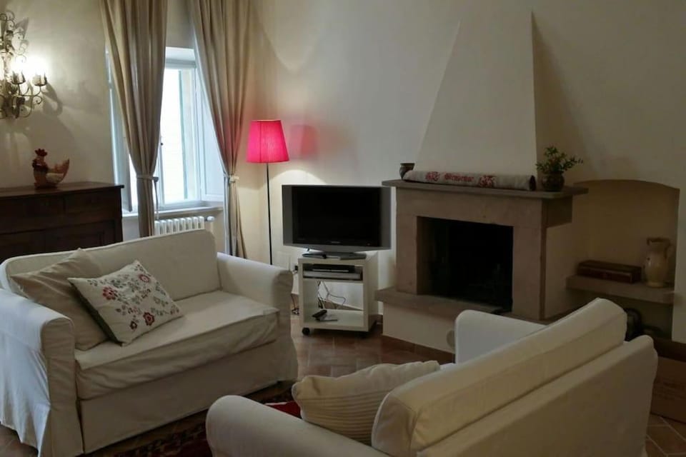 Bina's Apartment in Volterra