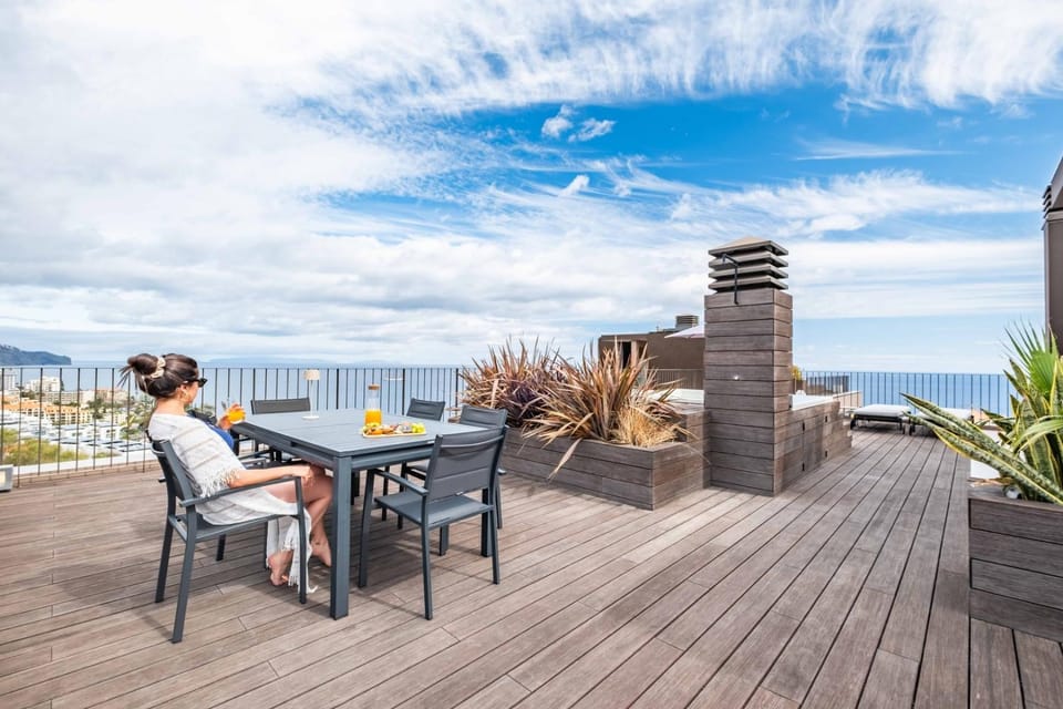 Ajuda I - Penthouse by Pausa Holiday Rentals Apartment in Funchal