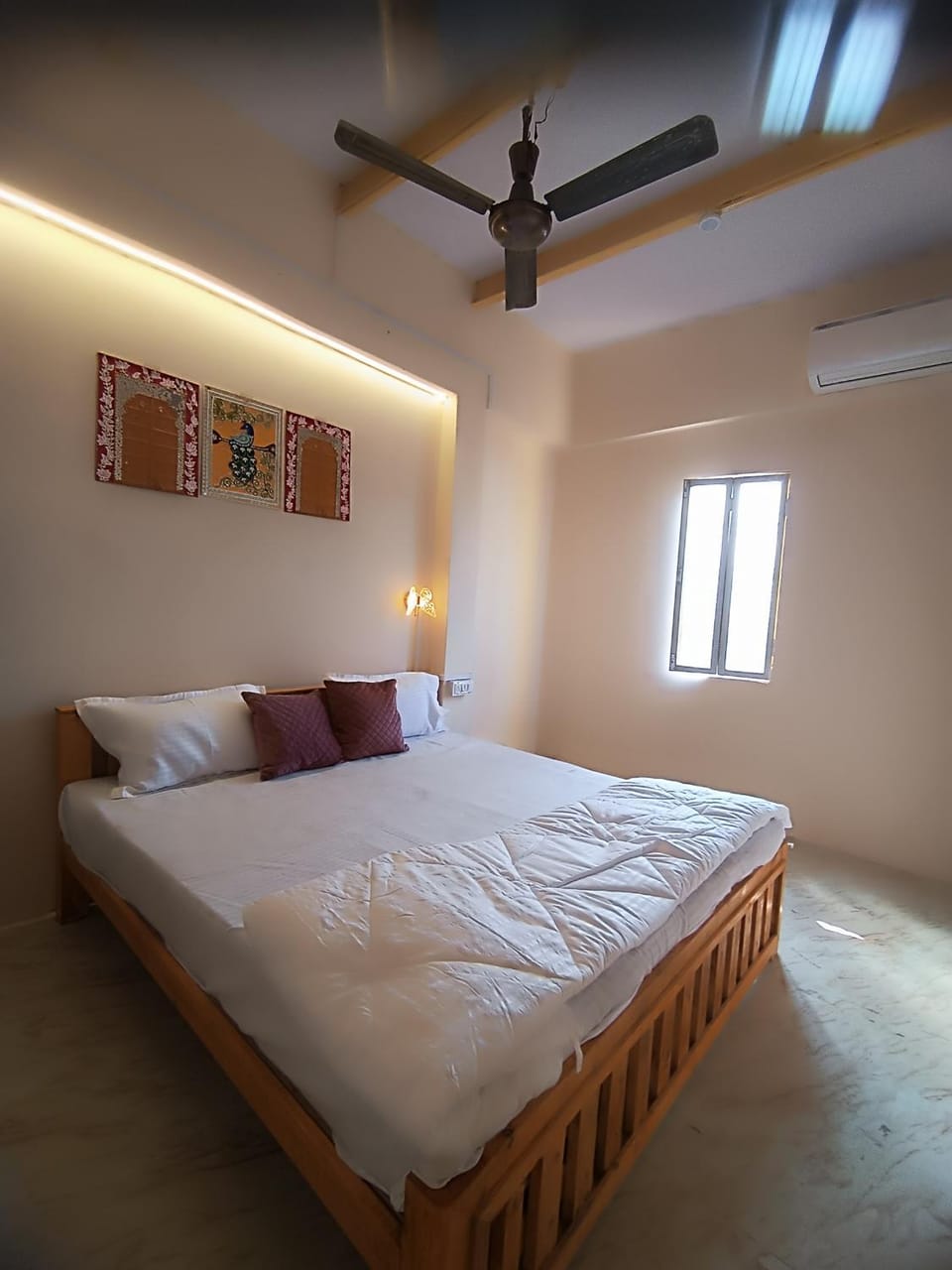 Photo of the whole room