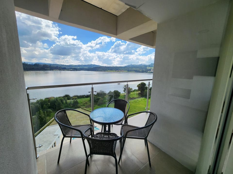 Natural landscape, Dining area, Lake view
