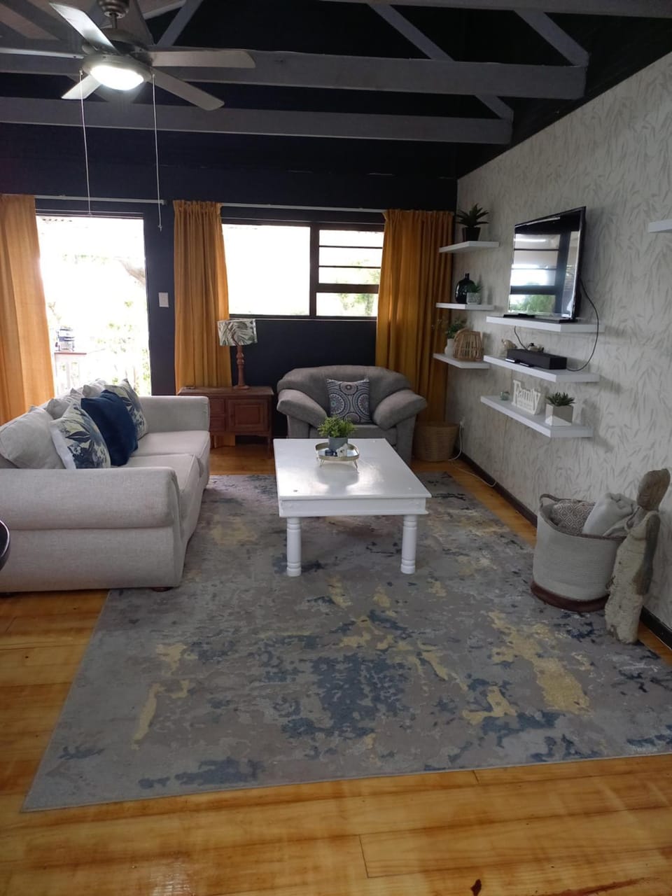 TV and multimedia, Living room