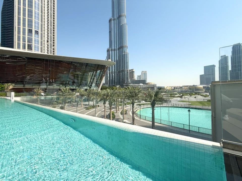 Property building, Landmark view, Swimming pool, Swimming pool