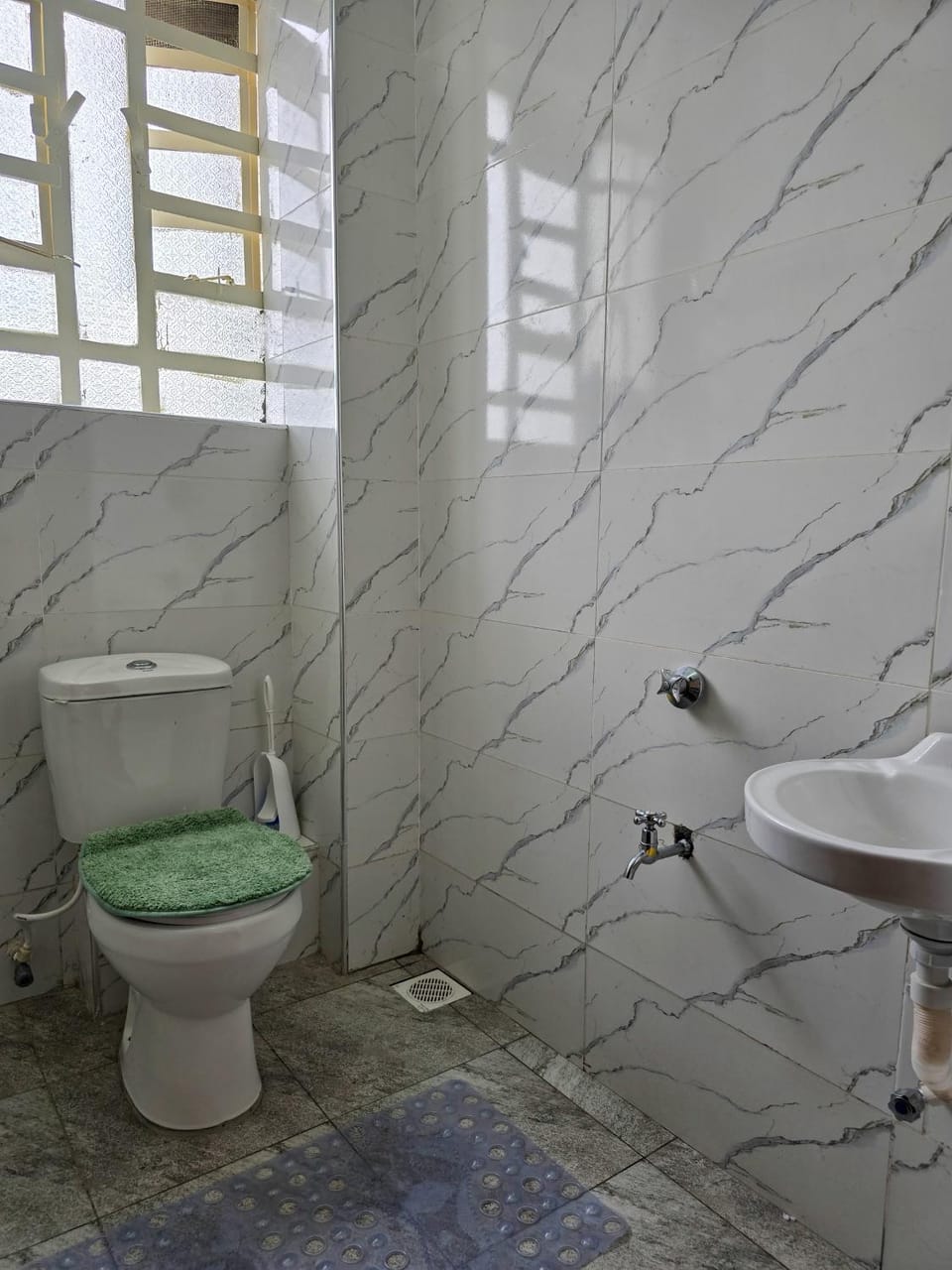 Toilet, Bathroom
