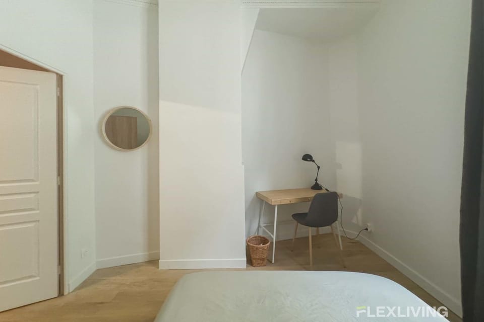 Flexliving - 99 Felix Faure - Room House in Paris