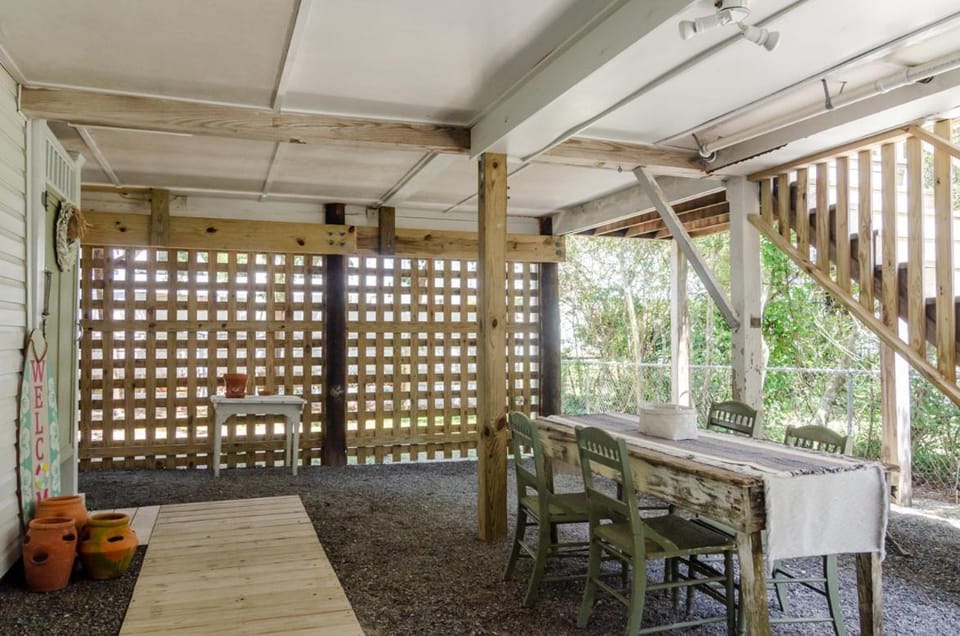 Fisher Cottage by Bryant Real Estate House in Wrightsville Beach