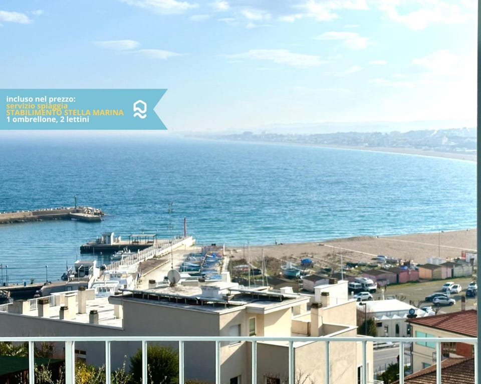 Numana, cielo-terra con meraviglioso giardino vista mare - N254 Apartment in Numana