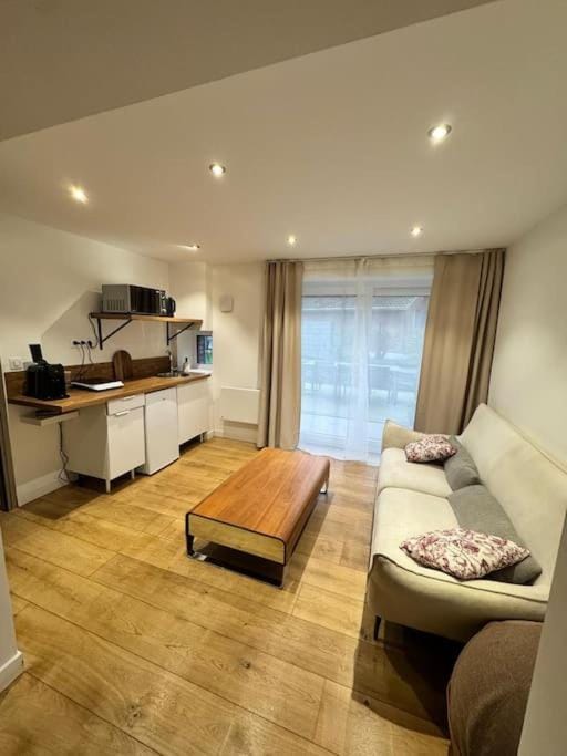 Charmant studio vue sur jardin Apartment in Hauts-de-France