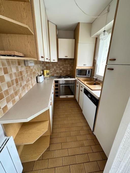 Les Marines-Vue mer & plage Cabourg Apartment in Cabourg