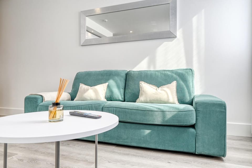 Communal lounge/ TV room, Living room
