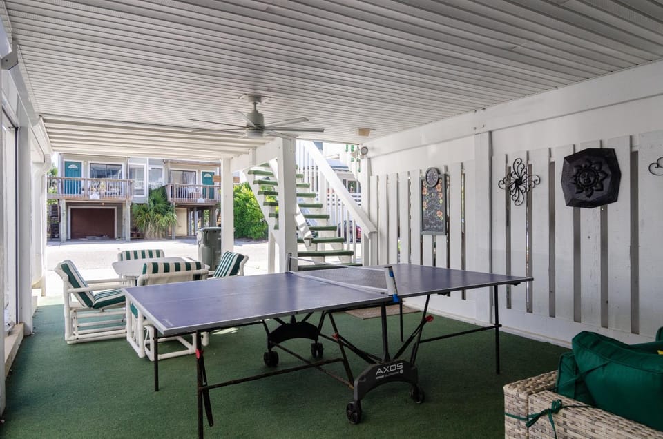 Hawes by Bryant Real Estate House in Wrightsville Beach