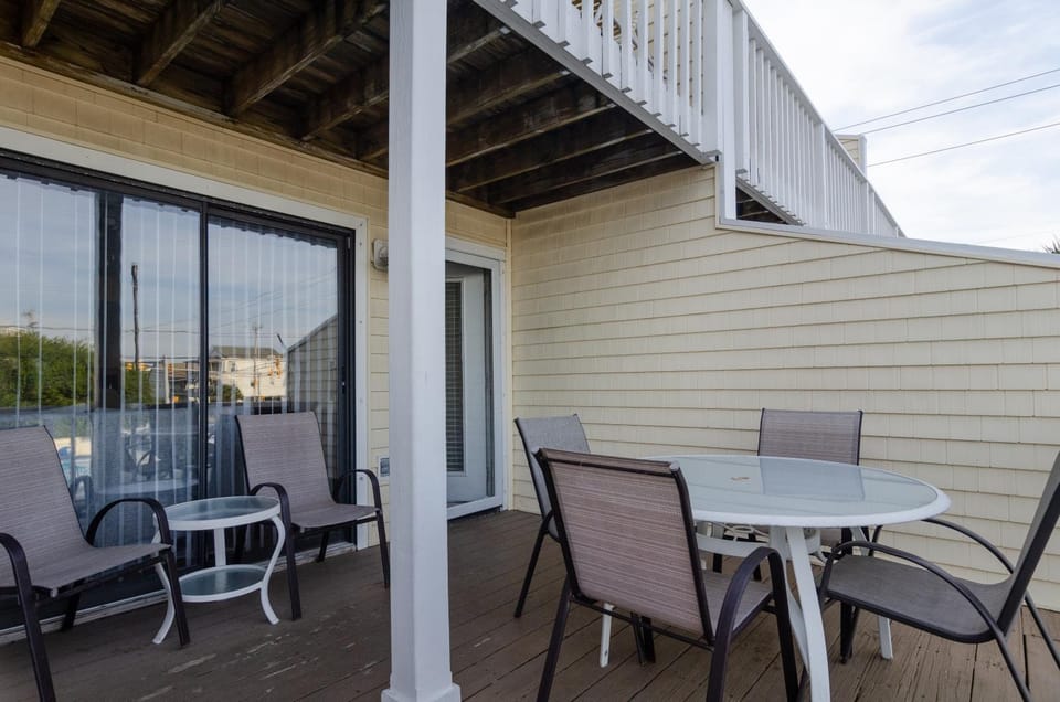 Sherman by Bryant Real Estate House in Wrightsville Beach