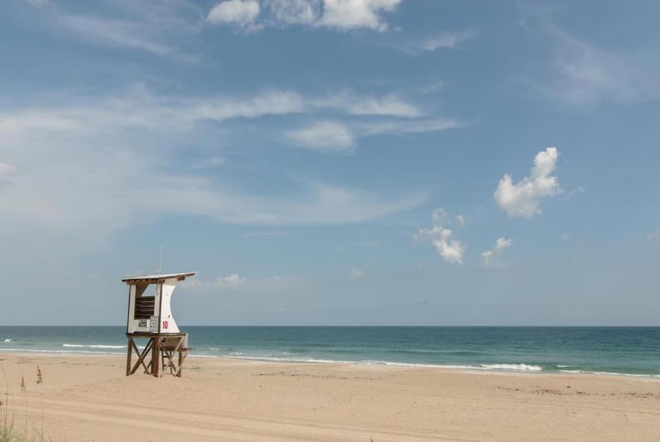 White by Bryant Real Estate House in Wrightsville Beach