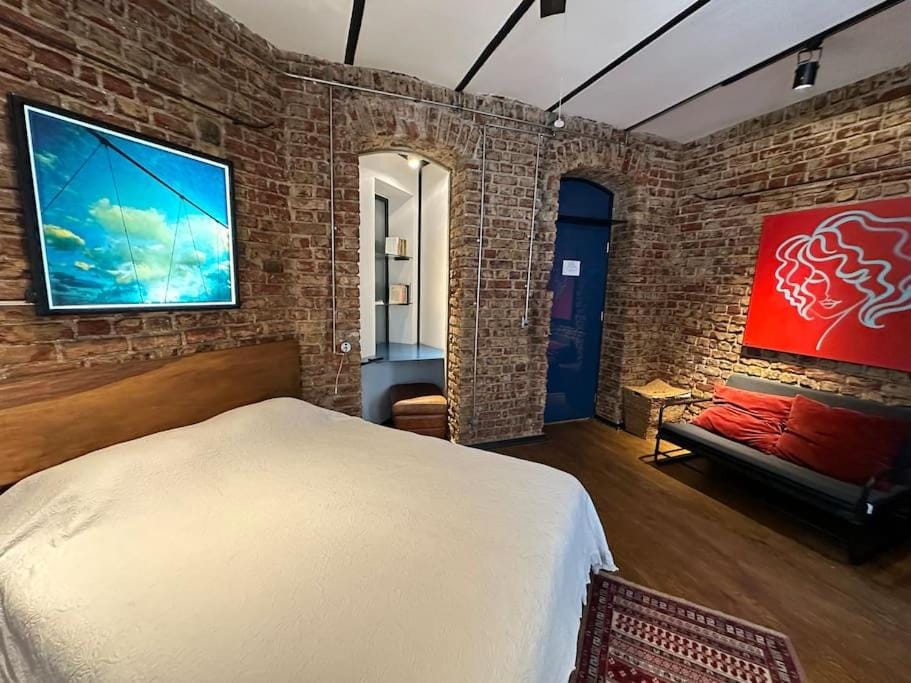 Doctors Spacious Place Apartment in Istanbul