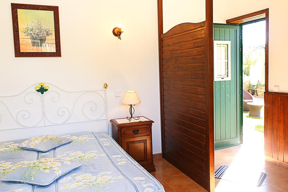 Monte dos Avós Country House in Loulé