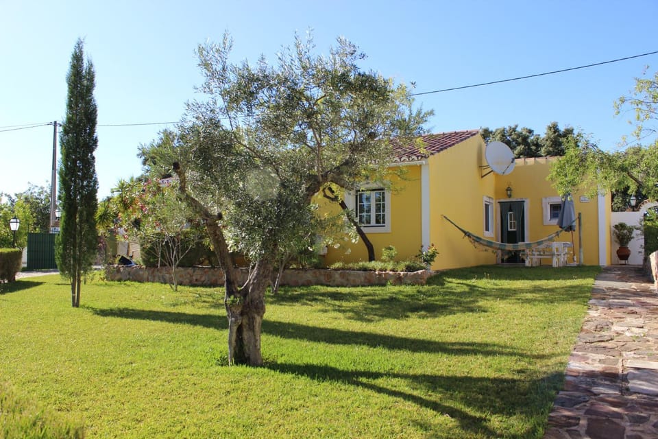 Monte dos Avós Country House in Loulé