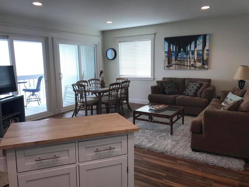 The Surfing Turtle by Bryant Real Estate House in Carolina Beach