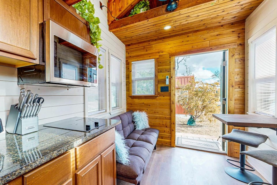 Modern Tiny House in Hill Country w/ Covered Patio Apartment in Rio Grande