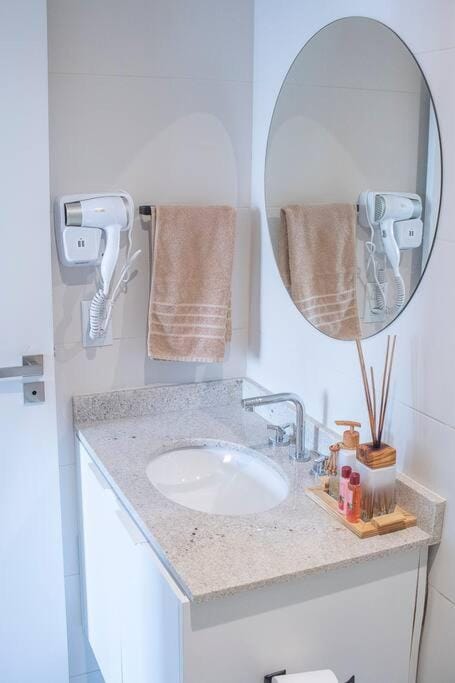 JH - 1706 - Gleba novissímo, andar alto com ar e 200m-Aurora Apartment in Londrina
