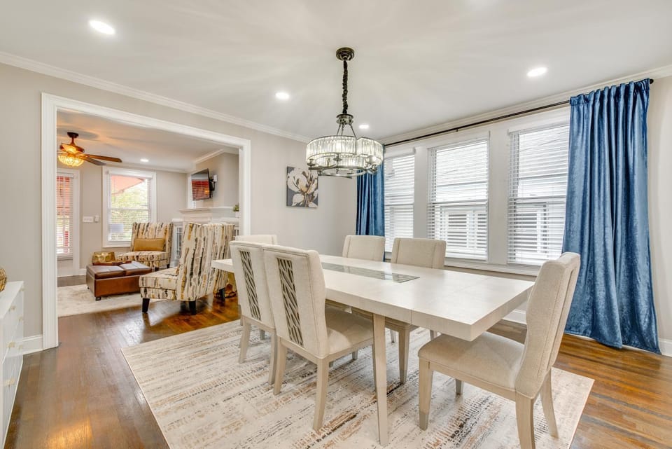 3 Mi to Mercedes-Benz! ATL Home w/ Fenced Yard House in Atlanta