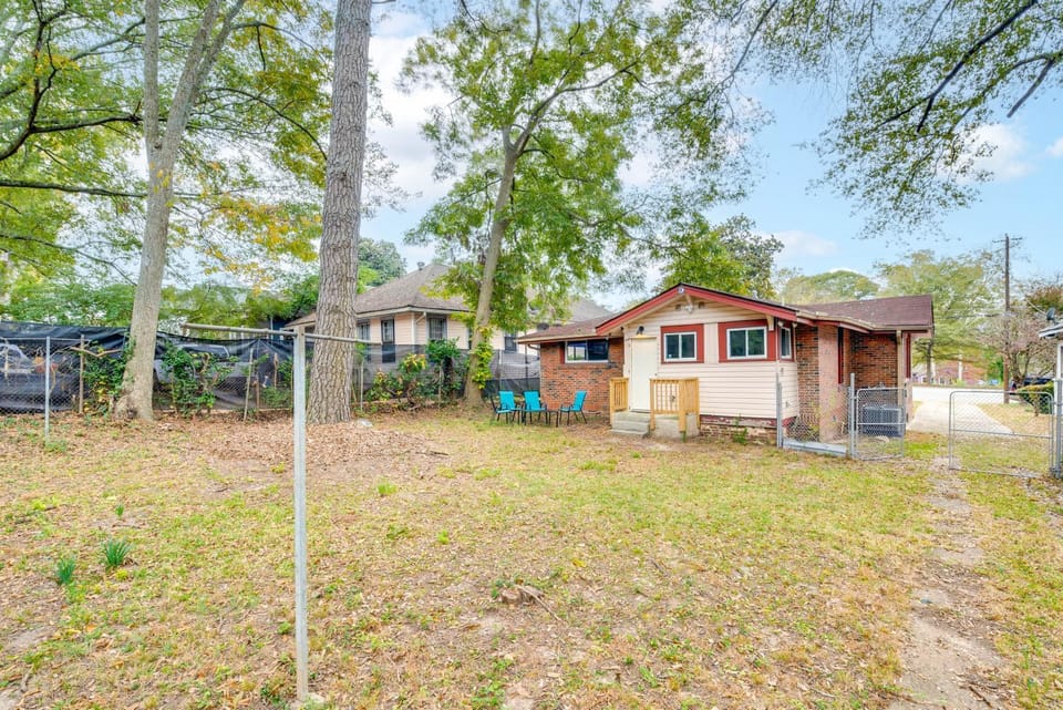 3 Mi to Mercedes-Benz! ATL Home w/ Fenced Yard House in Atlanta