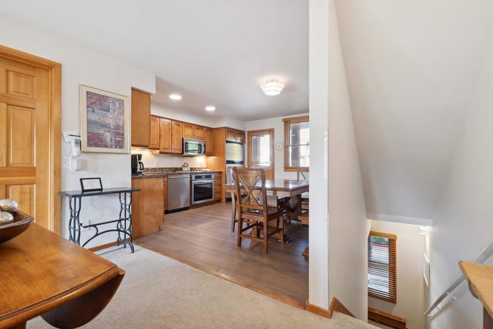 Woodrun Place 51 Apartment in Snowmass Village