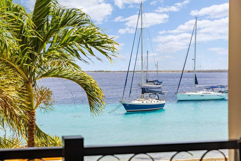 Elegancia Ocean View with Cooling Pool Apartment in Venezuela