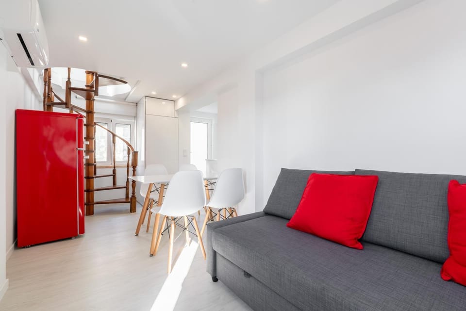 Kitchen or kitchenette, Living room, Dining area