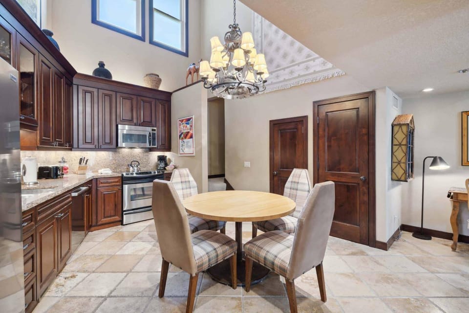 Woodrun Place 37 Apartment in Snowmass Village