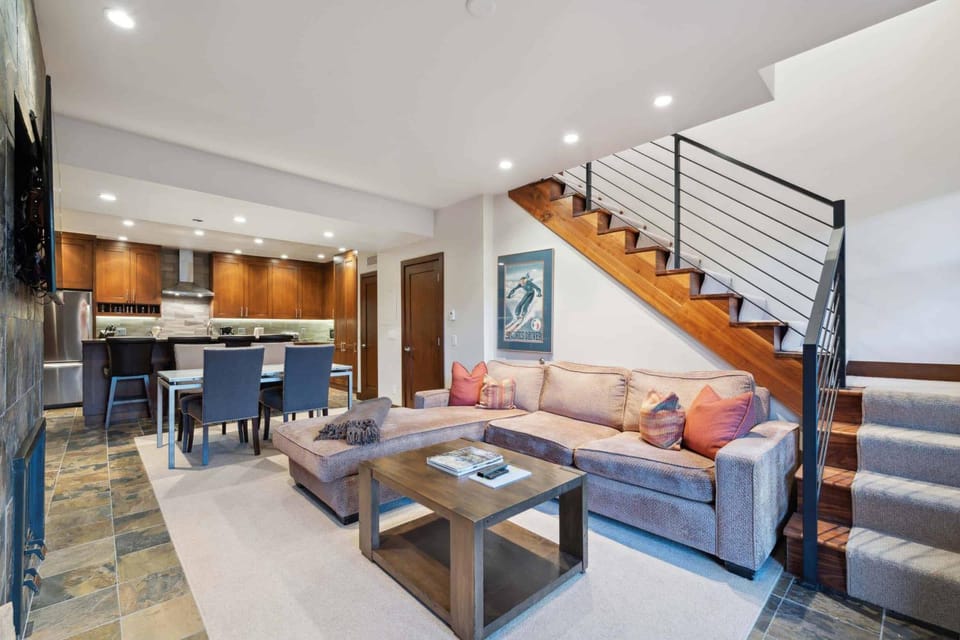 Woodrun Place 35 Apartment in Snowmass Village