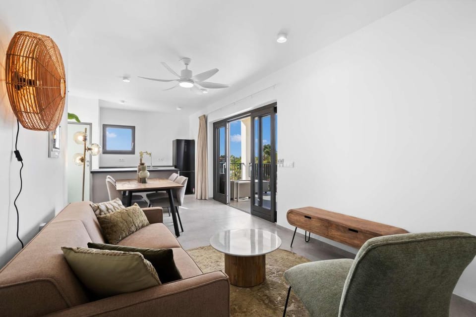Bonaire Beach Apartment 9 with communal pool and diving facilities Apartment in Venezuela