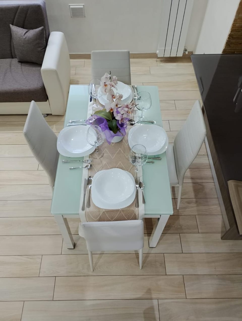 Living room, Dining area