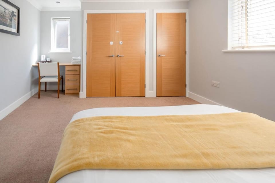Bed, Bedroom, wardrobe