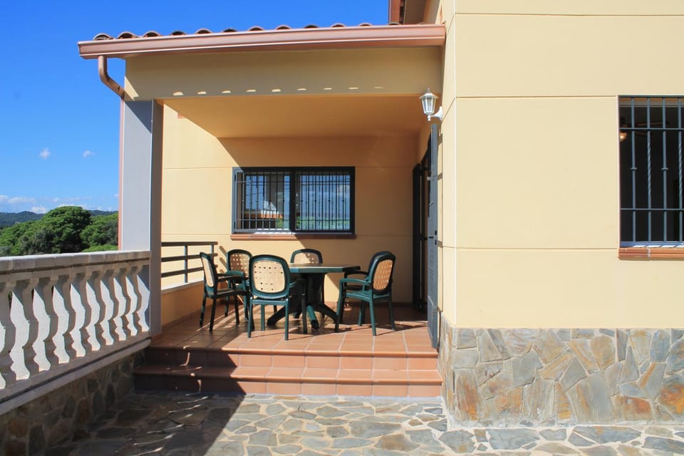Patio, Facade/entrance, Balcony/Terrace, Balcony/Terrace
