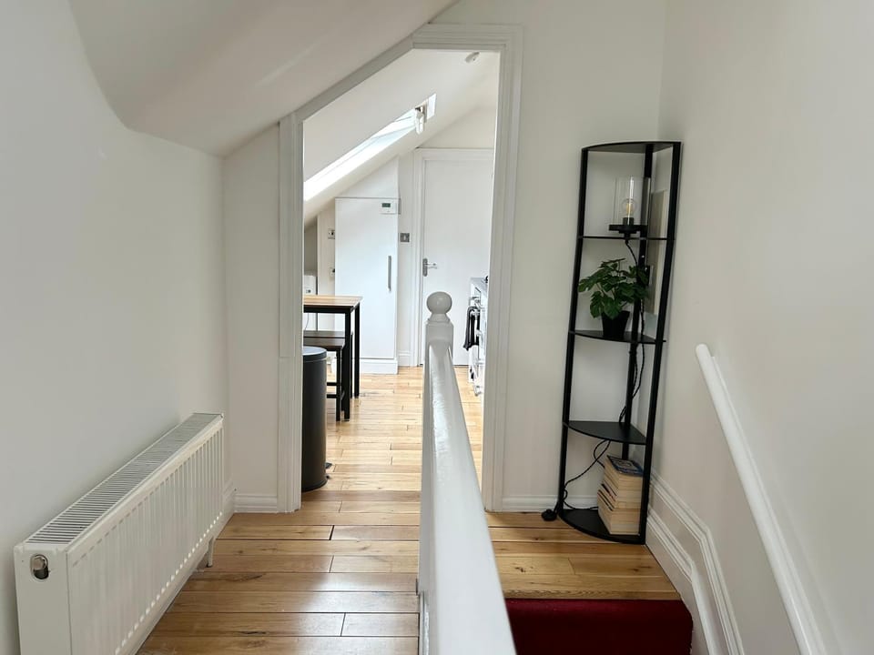 Cosy 3 Bedroom Flat, Hackney Central Apartment in London Borough of Hackney