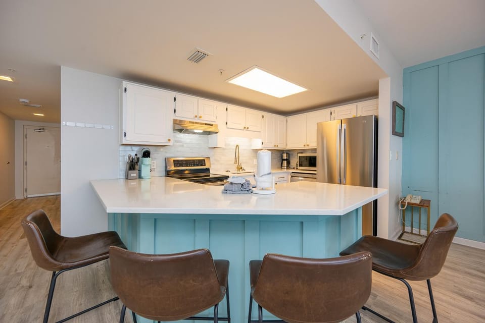 Phoenix X 213 Apartment in Ono Island