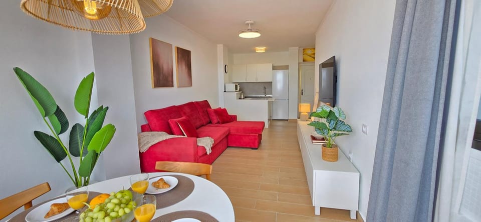 Living room, Seating area, Dining area, Food